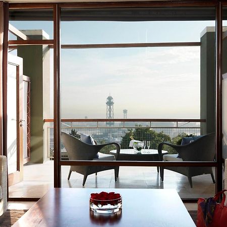 Hotel Miramar Barcelona Gl Cameră foto A view of the Marina from a suite at the Address