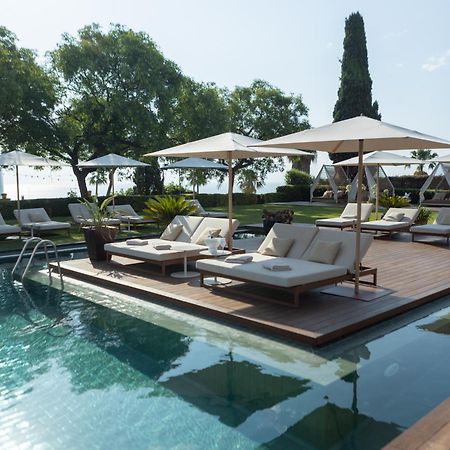 Hotel Miramar Barcelona Gl Exterior foto The pool at the hotel