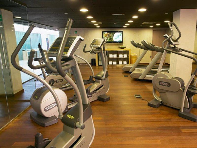 Hotel Miramar Barcelona Gl Exterior foto Elliptical cross trainer