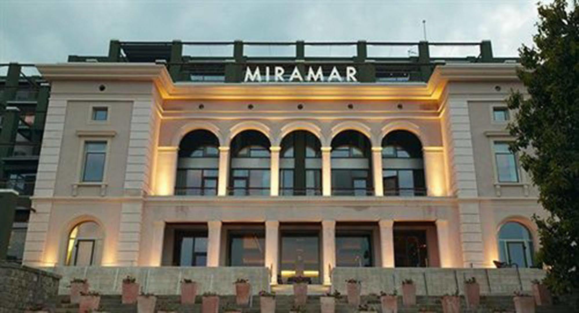 Hotel Miramar Barcelona Gl Exterior foto Miramar Shopping Center
