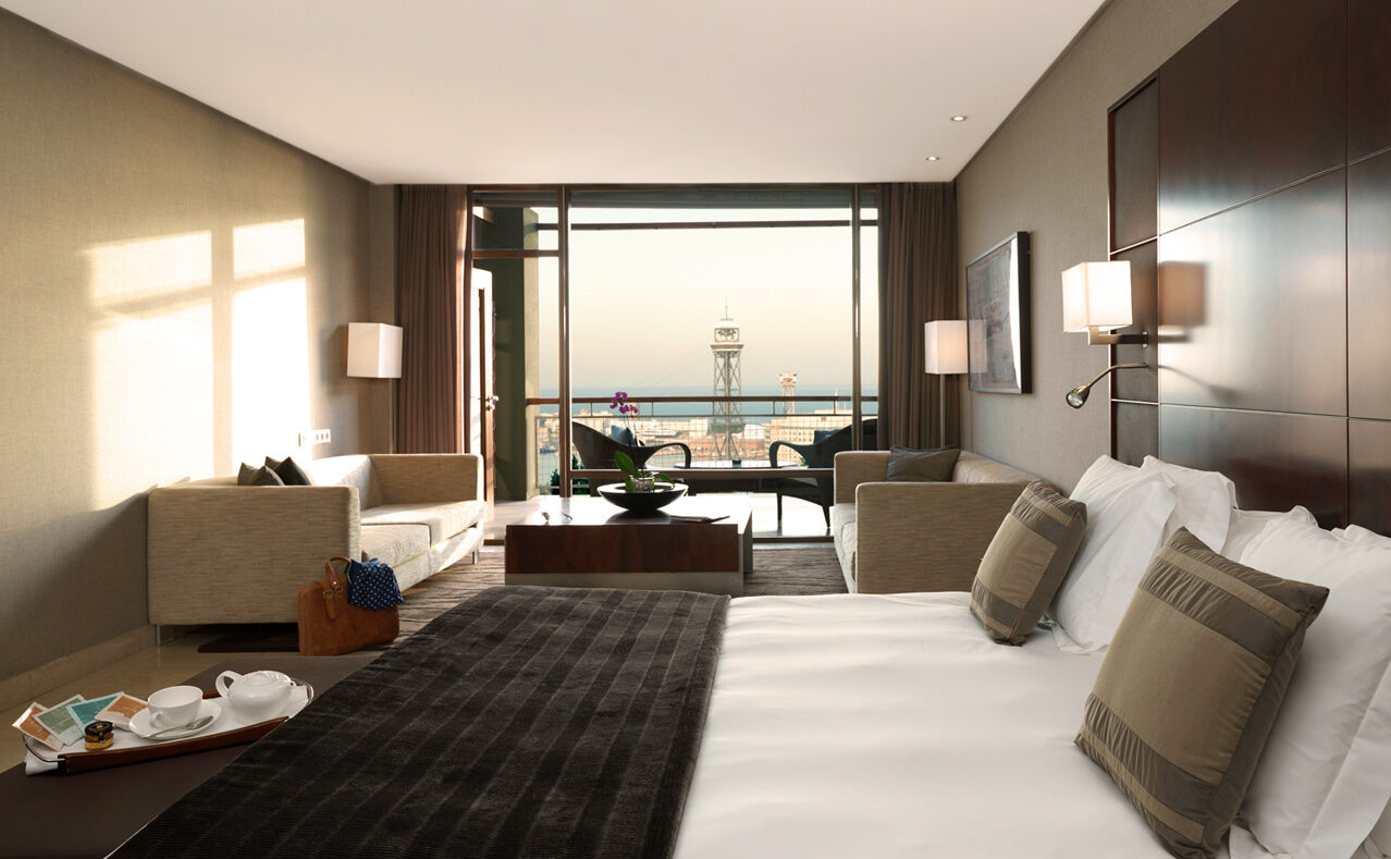 Hotel Miramar Barcelona Gl Exterior foto A room at the hotel