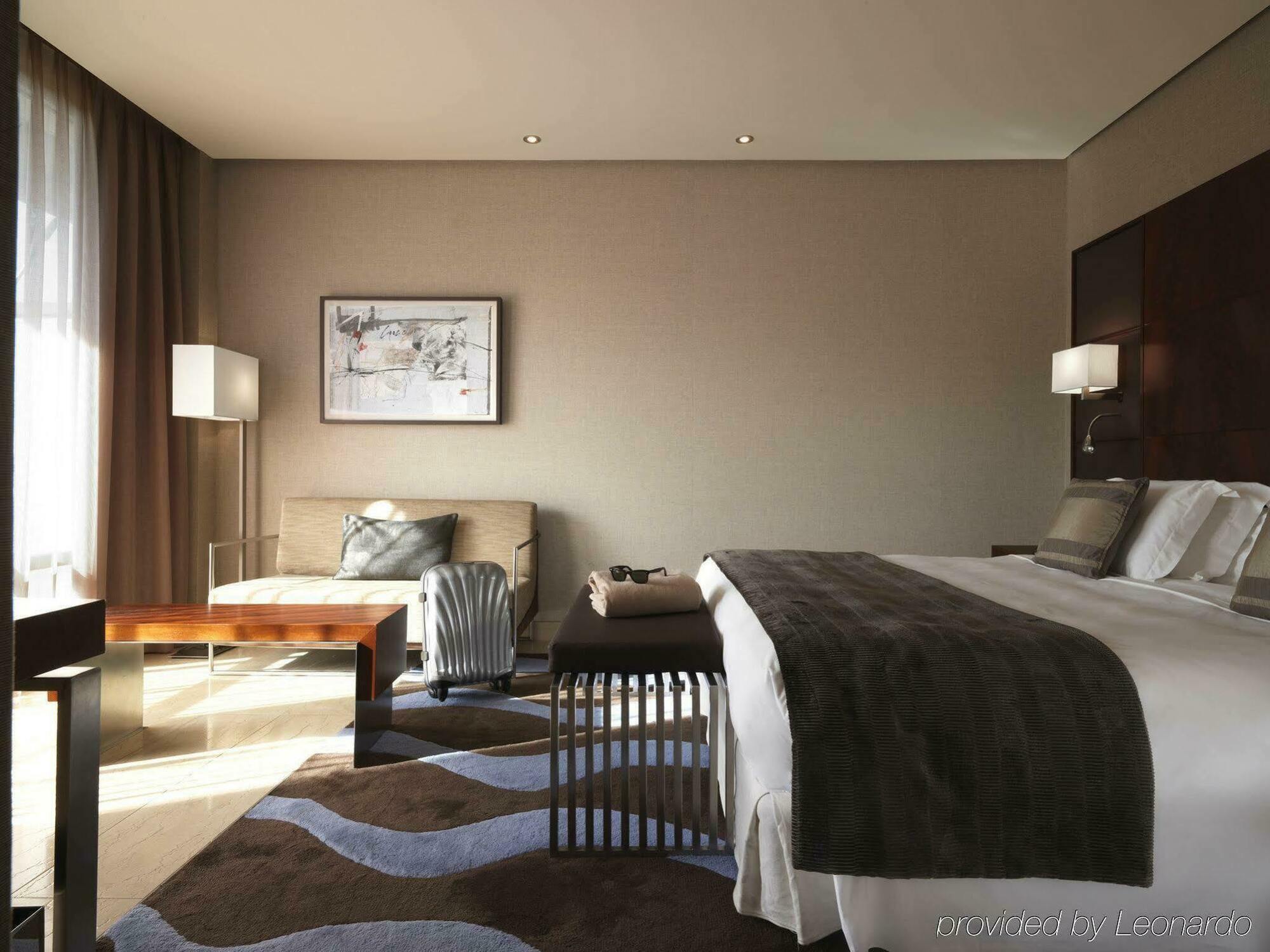 Hotel Miramar Barcelona Gl Cameră foto A bedroom at the hotel